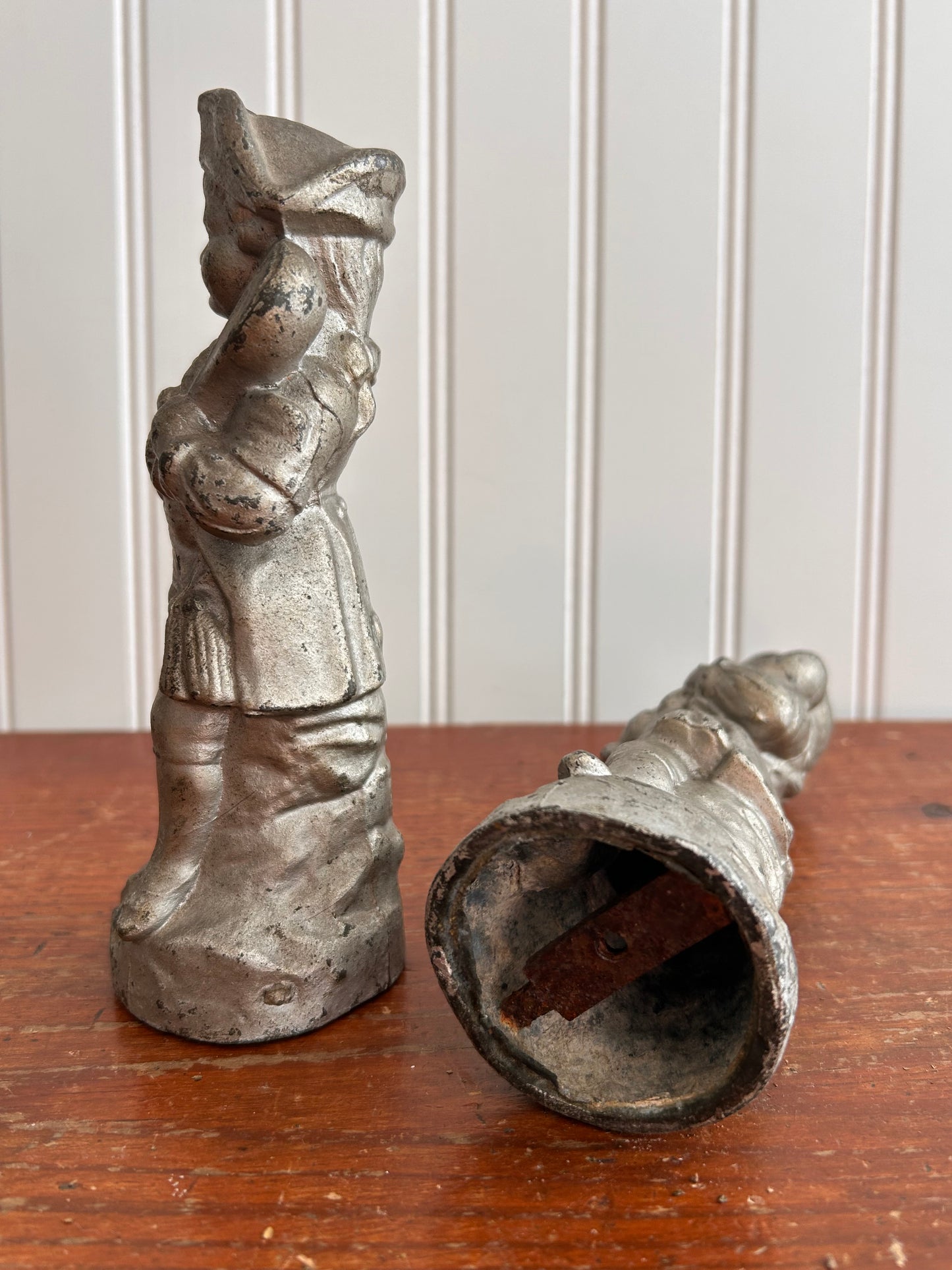 Vintage Metal Colonial Musician Figurines – Set of Two