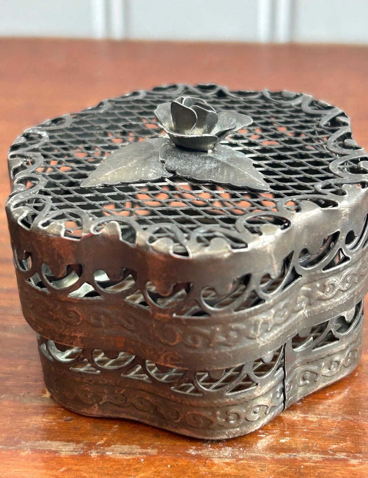 Vintage Metal Heart Trinket Boxes – Set of 2 Pierced Rose Keepsake Boxes